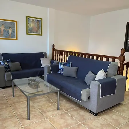 Casa El Almendrillo بيت للعطل فرونتيرا